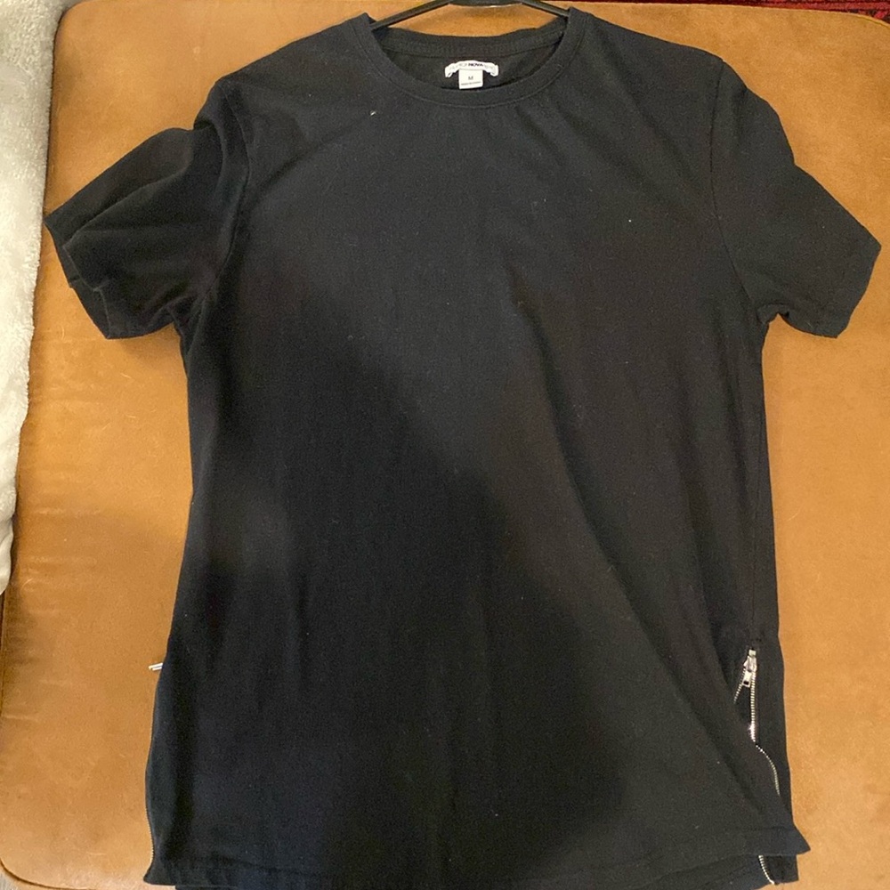 Men’s Fashion Nova t-shirt